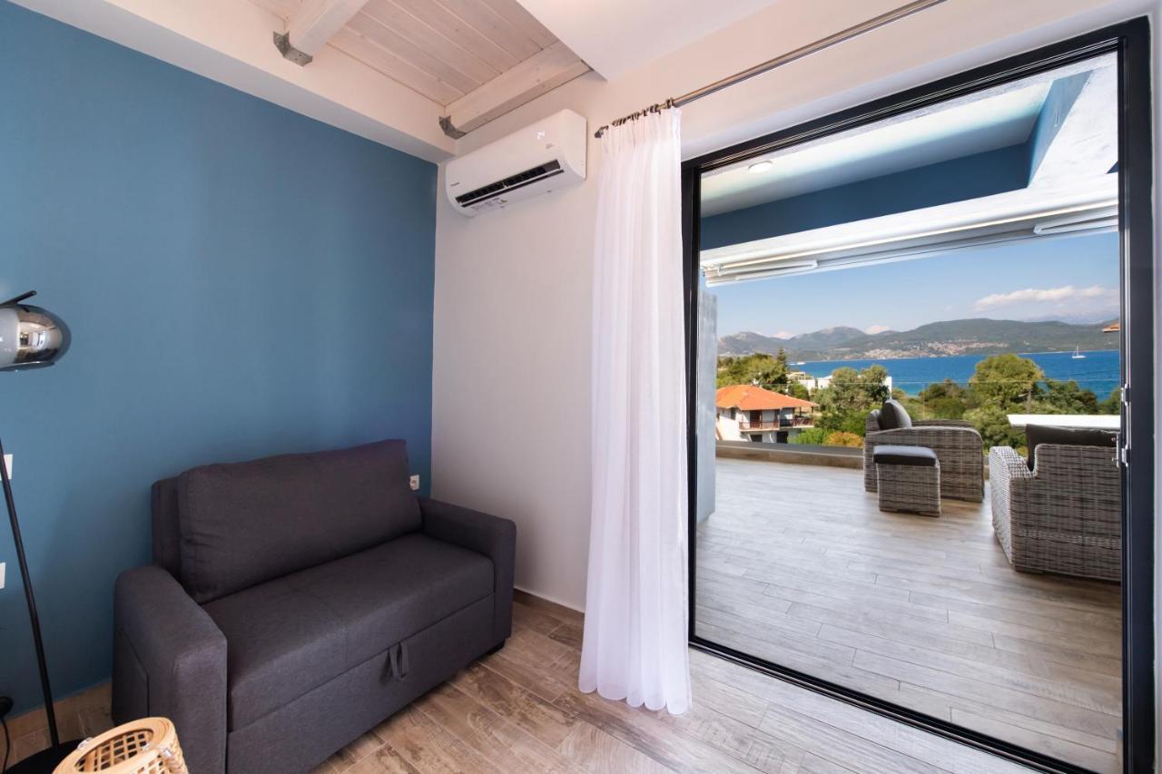 Blue House Luxury Apartment นิเกียนา ภายนอก รูปภาพ