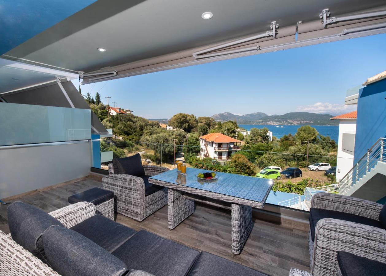 Blue House Luxury Apartment นิเกียนา ภายนอก รูปภาพ